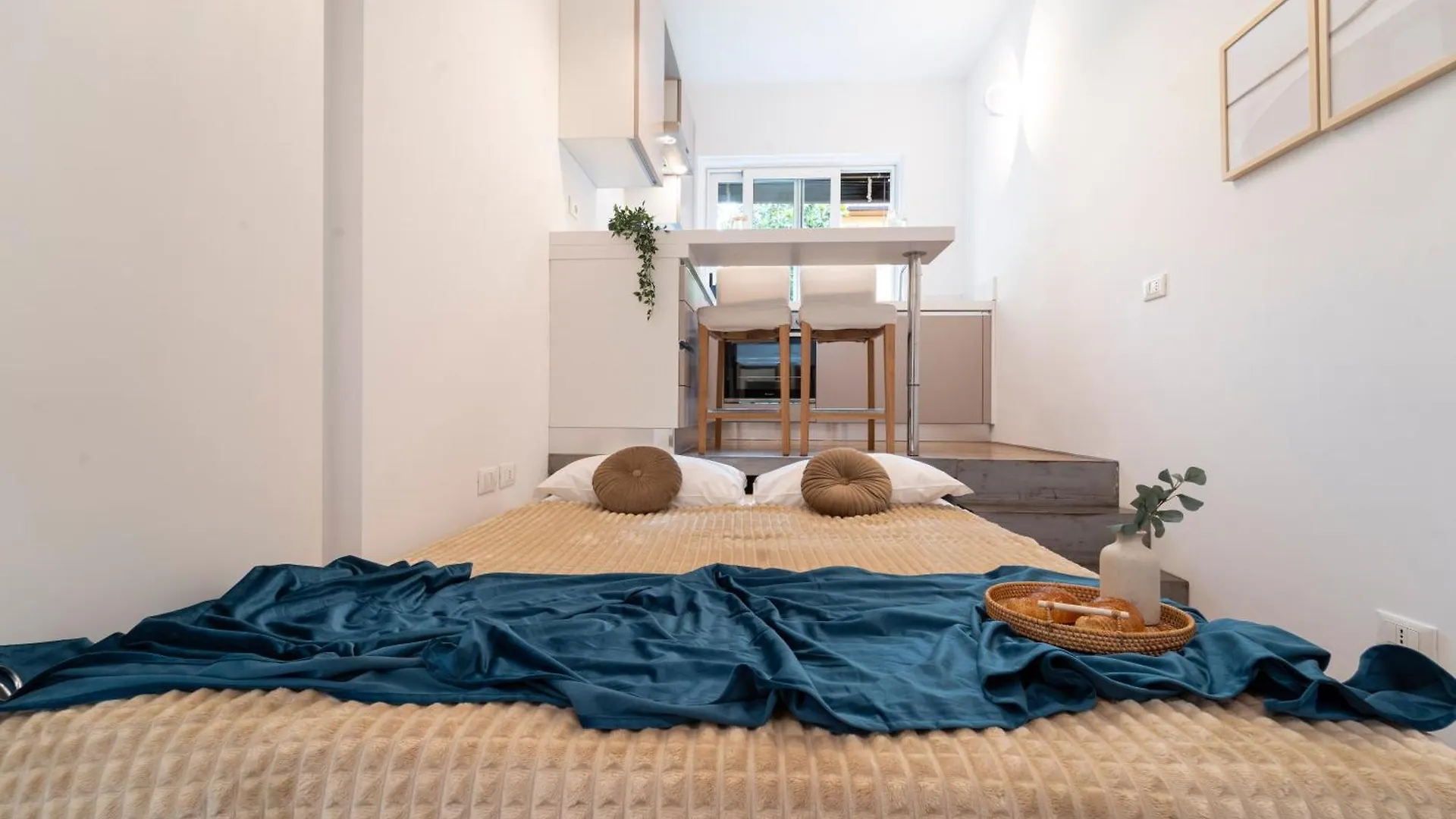 Green Terrace Studio - Milano City Center - Duomo Italy