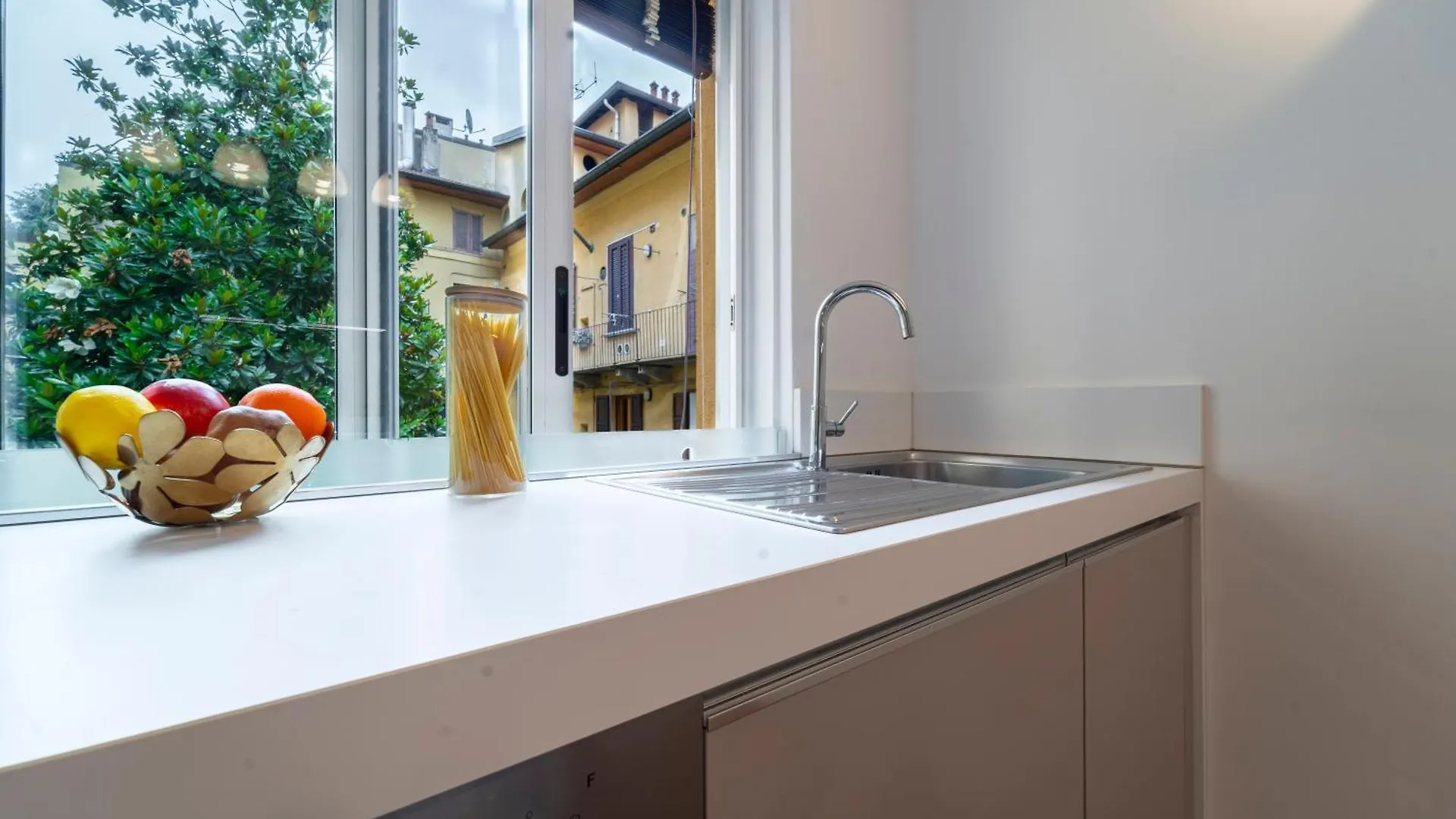 Green Terrace Studio - Milano City Center - Duomo